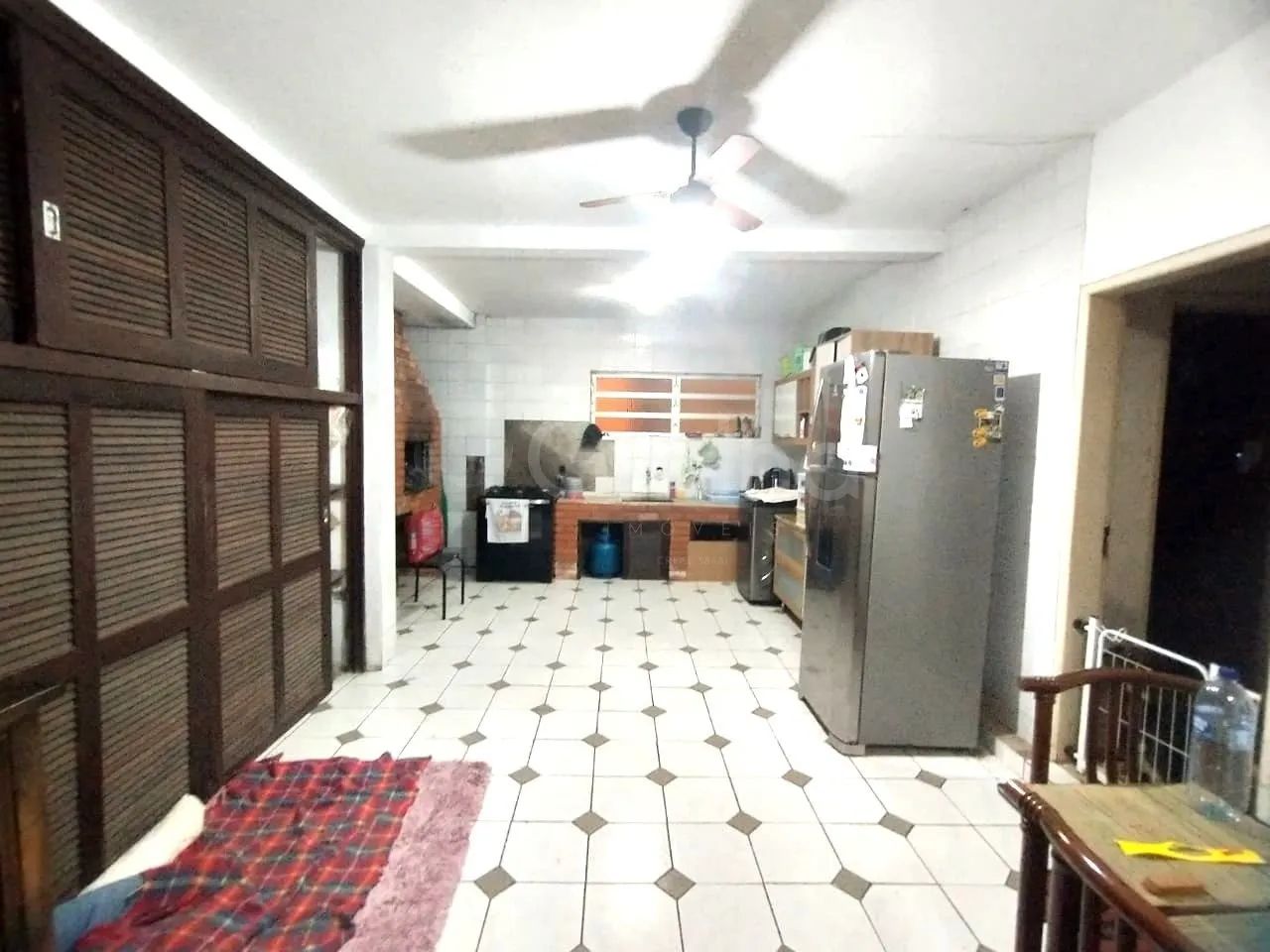 Casa de 230m² com 5 quartos sendo 2 suítes em Coqueiros - Foto 3