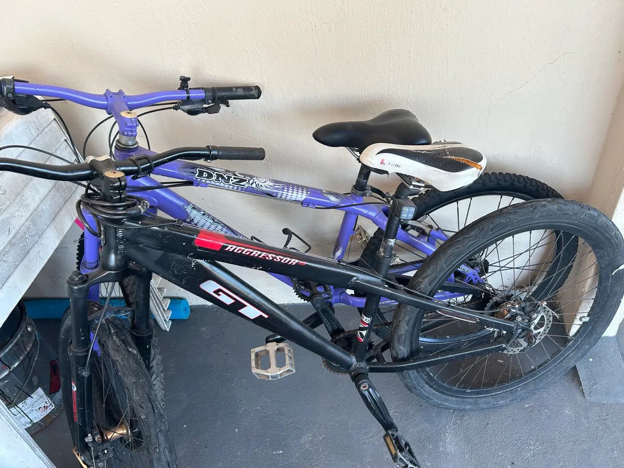 Vendo duas bicicletas 