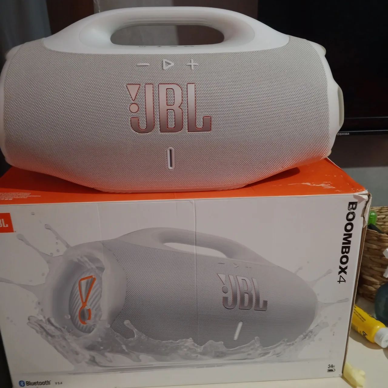 Caixa JBL Boombox 4