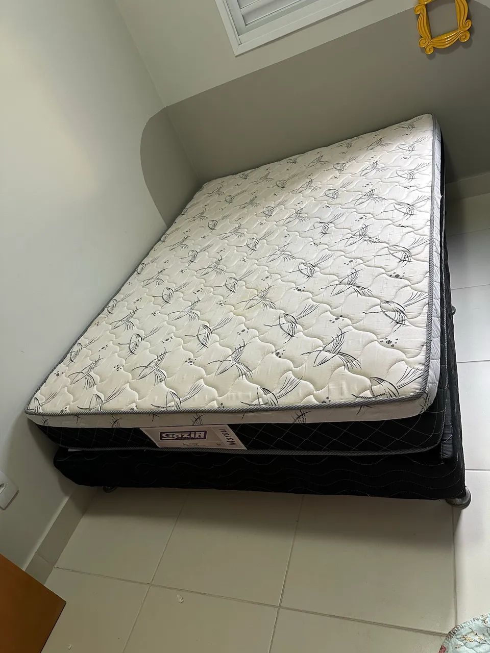 Cama box e colchão 