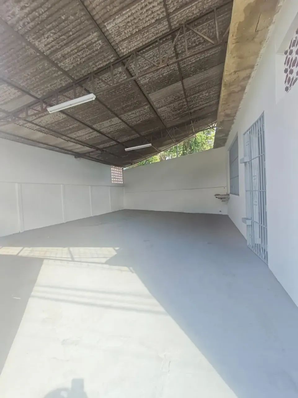 Ponto Comercial no Grã Duquesa Avenida Luiz Enchs - Foto 2