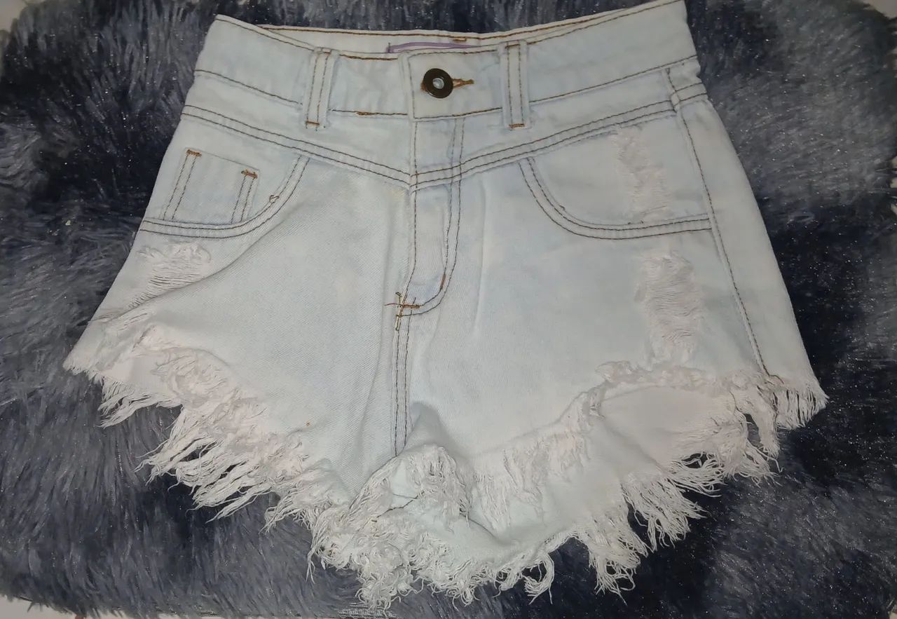 Shorts Jeans lavagem clara 