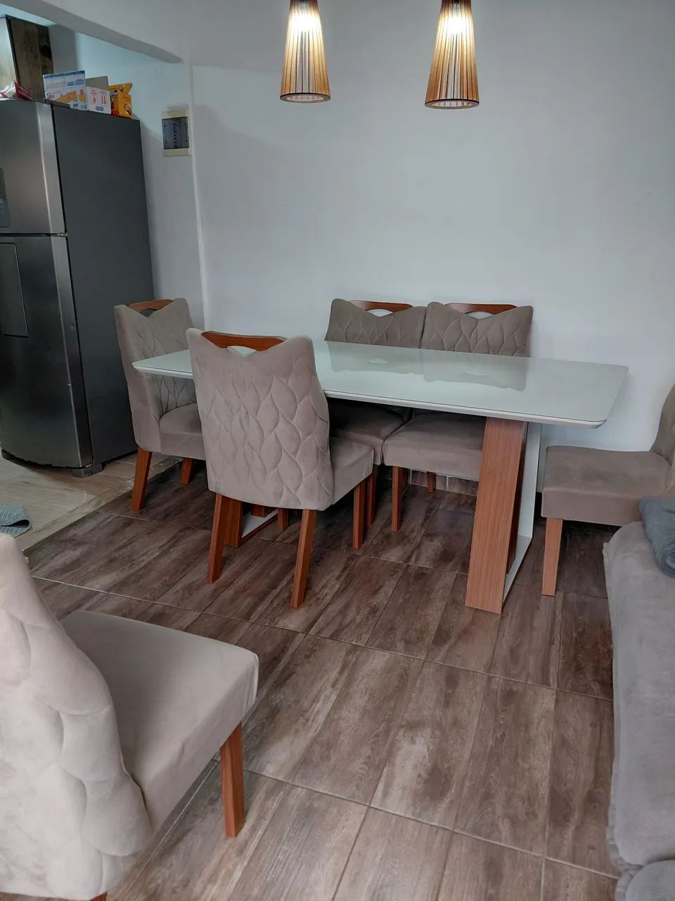 Mesa de vidro + 6 cadeiras. Usado em bom estado - Foto 4