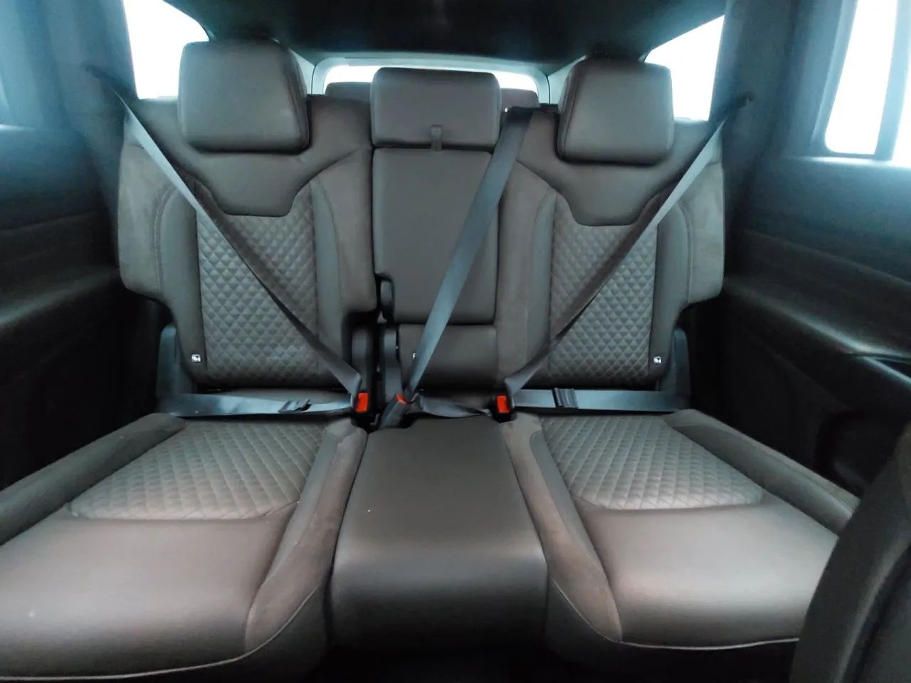 Jeep Commander Overland T270 1.3 TB Flex Aut., foto 18 de 18