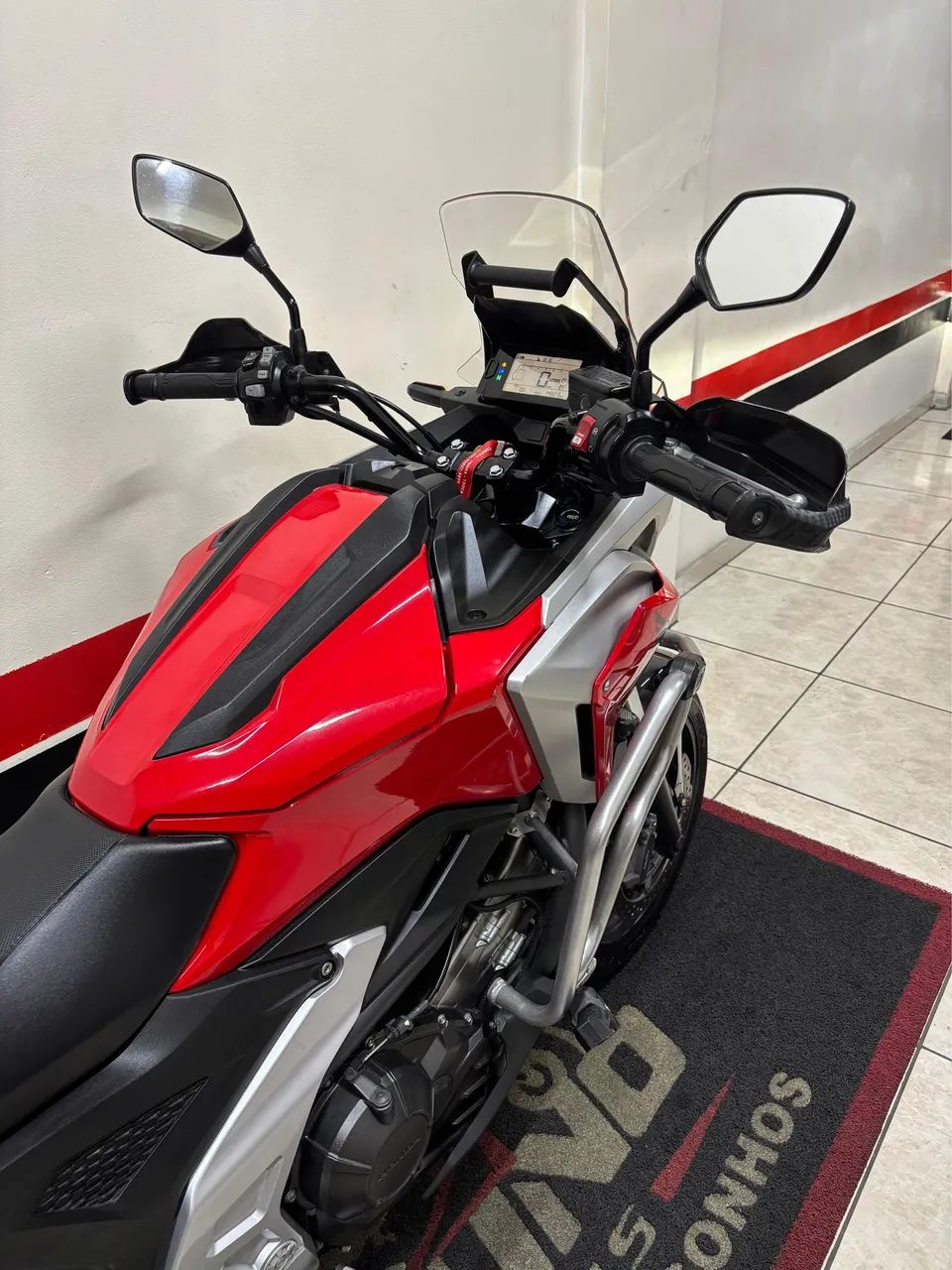 NC 750x  2022   MUITO NOVA   (DIVIDO 21x CARTÃO ) - Foto 3