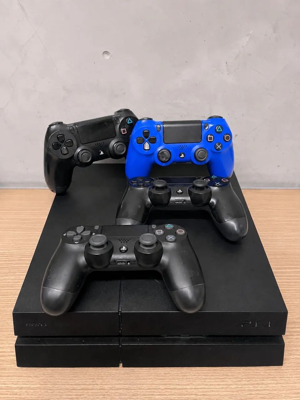 PS4 500 GB - Usado em Bom Estado - Foto 2