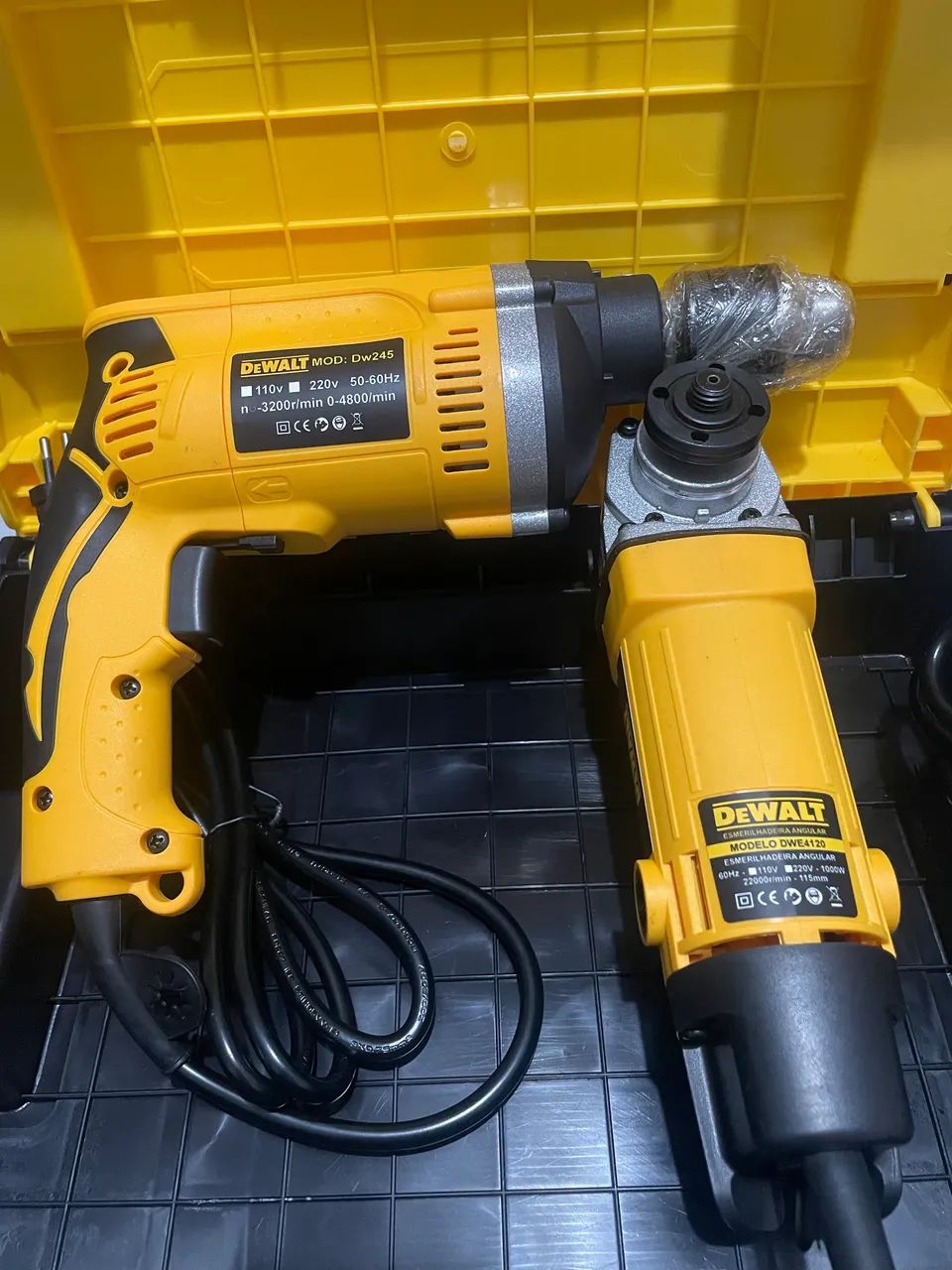 Kit lixadeira e furadeira Dewalt  - Foto 6