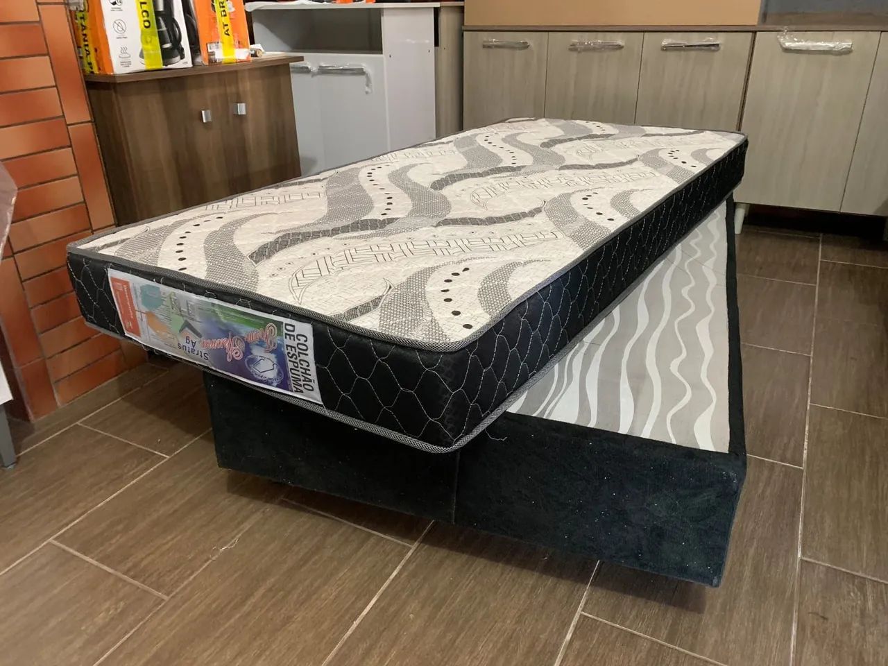 CAMA BOX SOLTEIRO - NOVA / ENTREGAMOS  - Foto 2