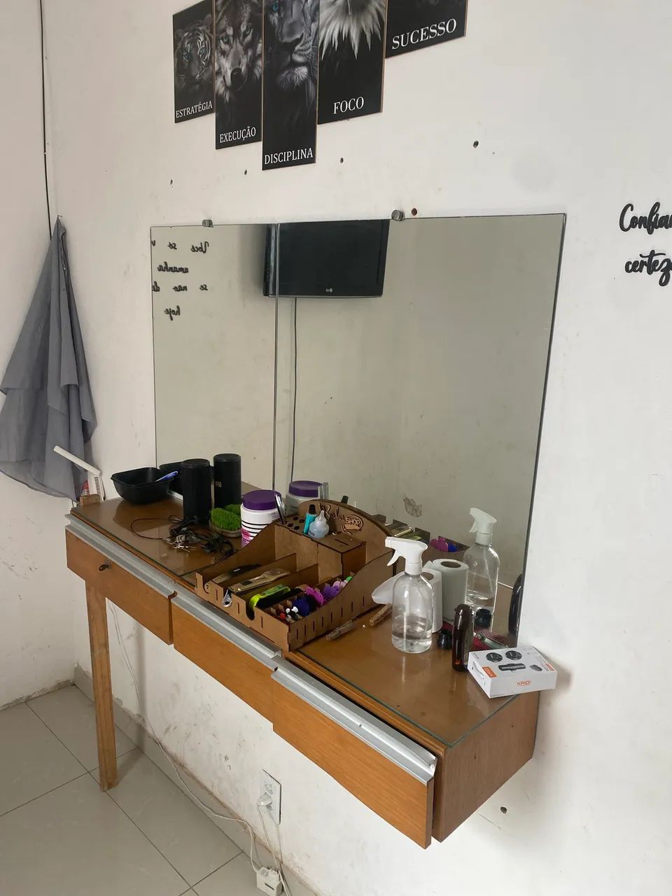 Bancada barbearia 