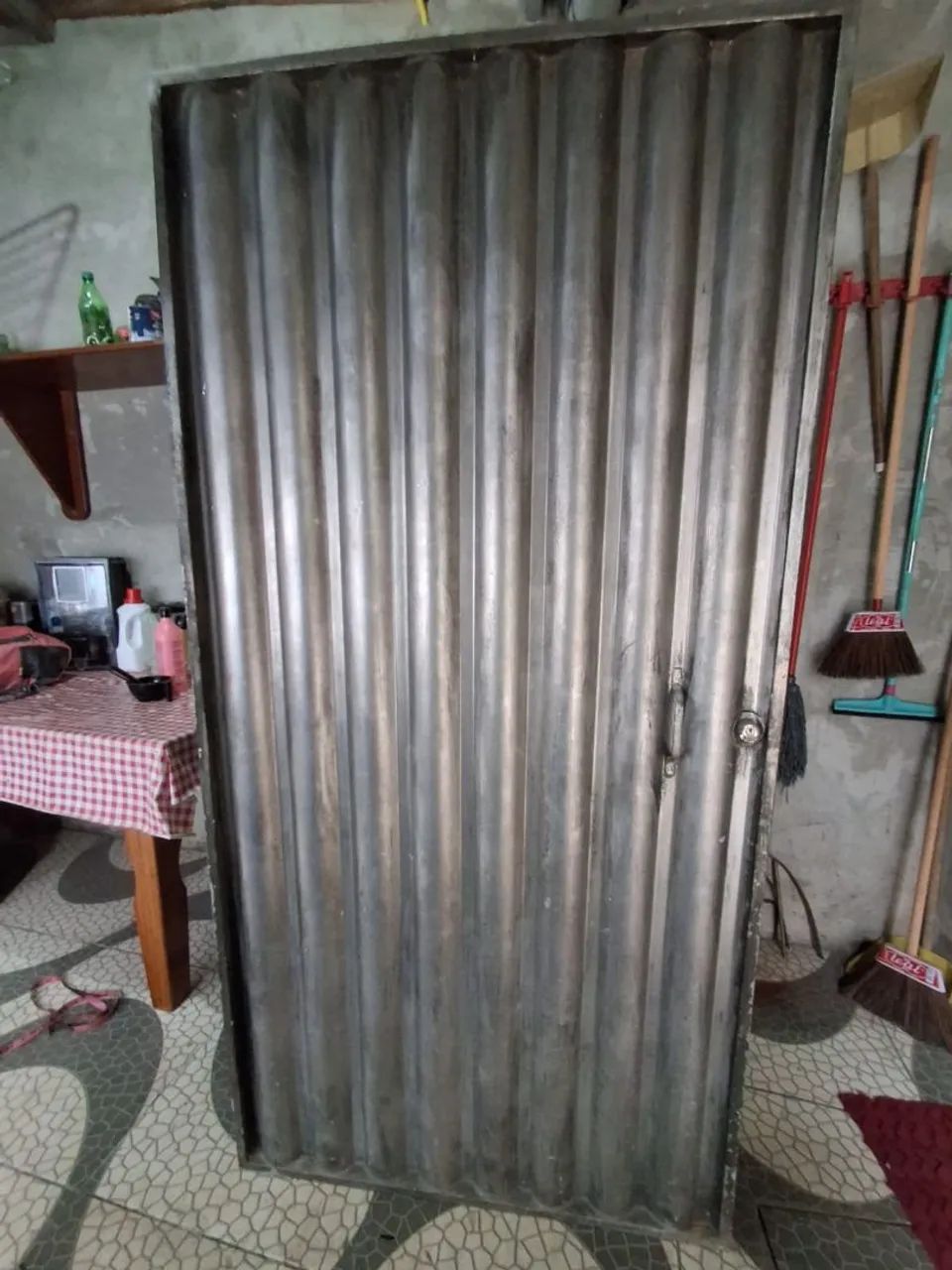 Portão de ferro65049008724483123