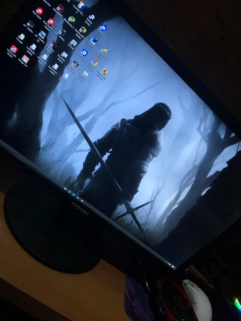 Monitor  22p419359508451840000