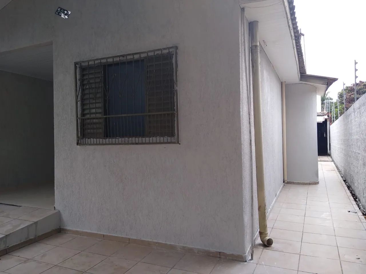 Vendo casa área central de Umuarama -Pr - Foto 3