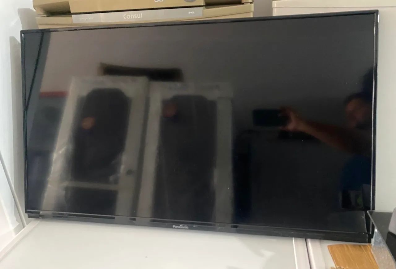 Vende - se TV 40 Polegadas Panasonic LED
