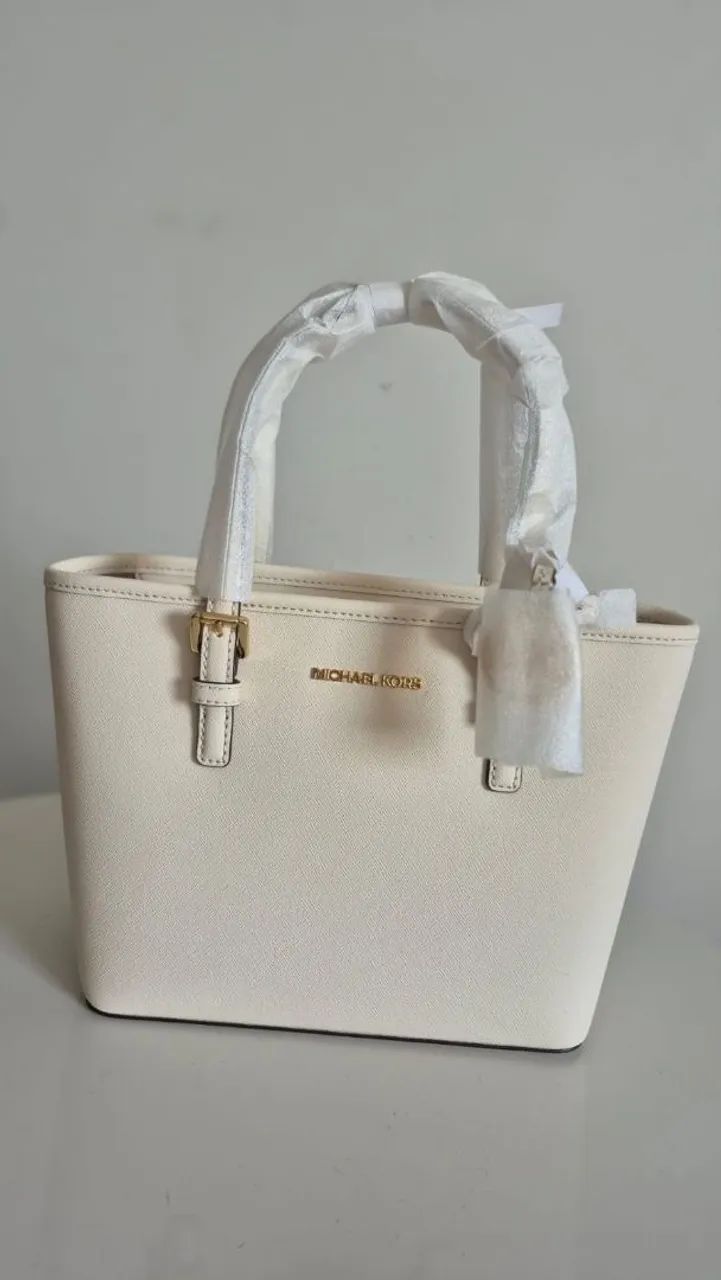 Bolsa Michael Kors nova lacrada
