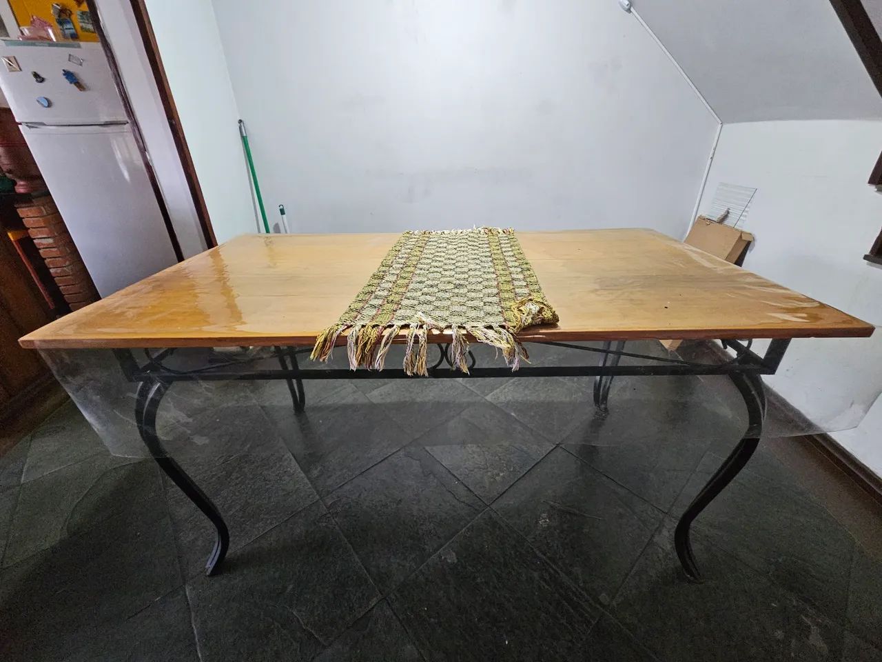 Mesa rústica madeira e ferro