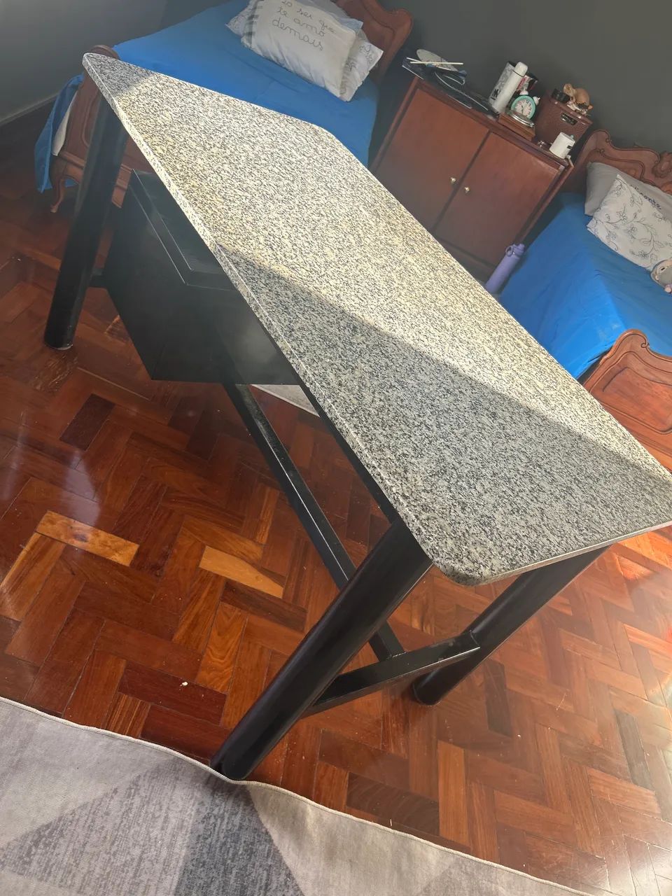 Escrivaninha de granito  - Foto 2