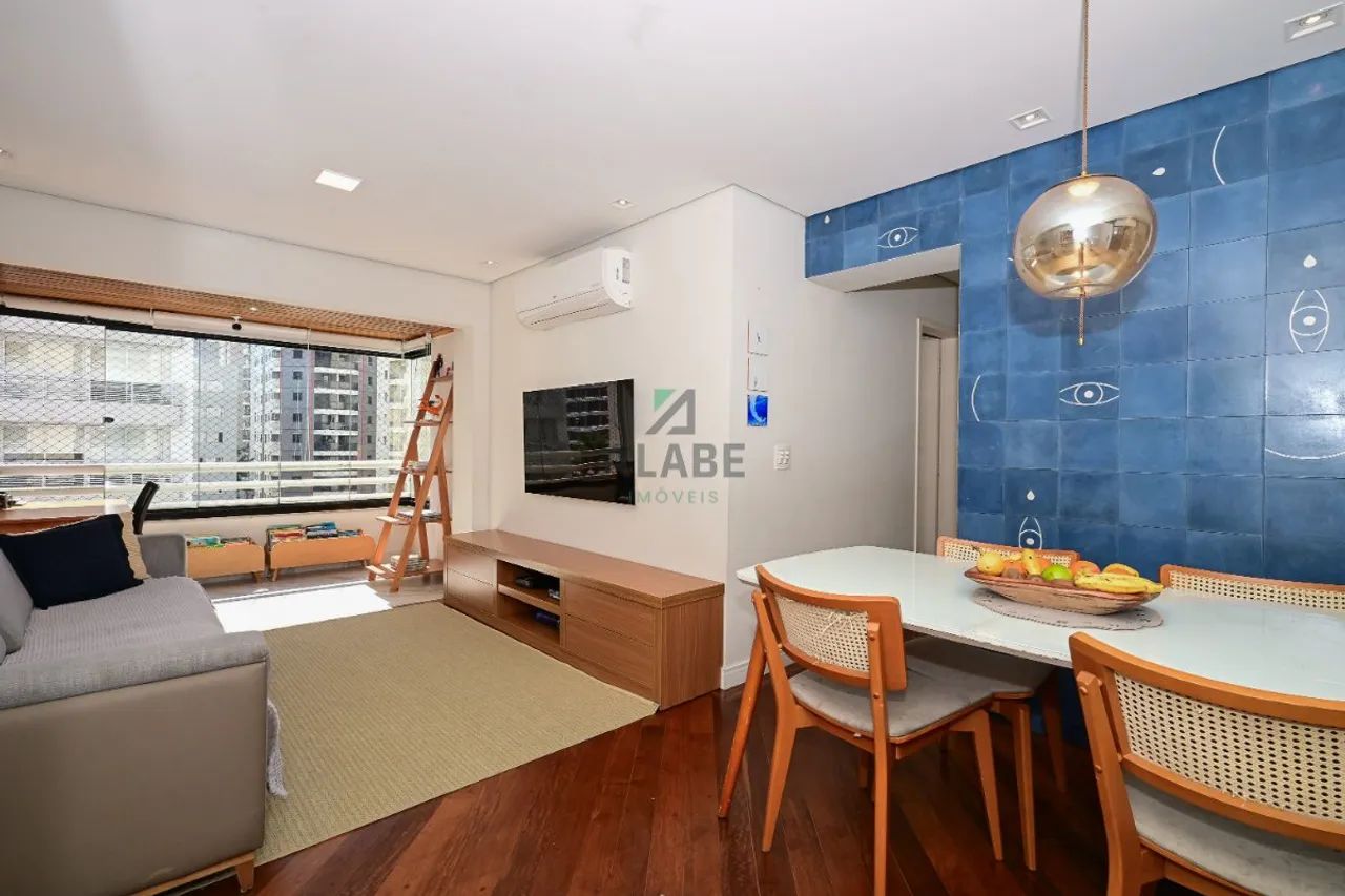 Apartamento para venda em Moema com 2 quartos, sendo 1 suíte, 72m² - Foto 2