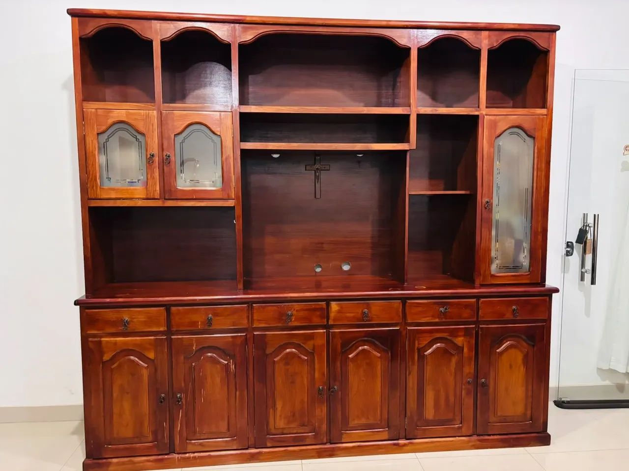 Vendo Estante feita com madeira maciça ipê. - Foto 4