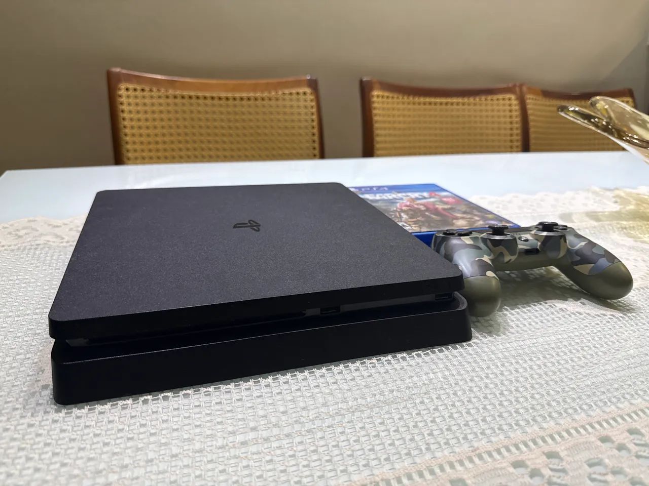 Ps4 slim 1tb com controle e jogos  - Foto 2