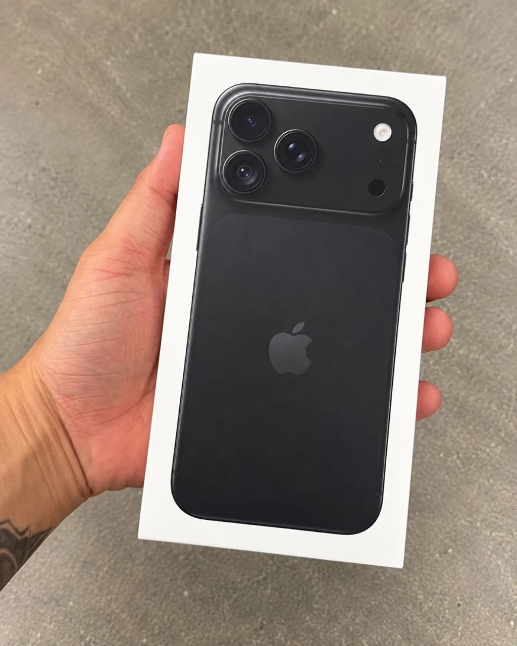 iPhone 18 pro Max lacrado 