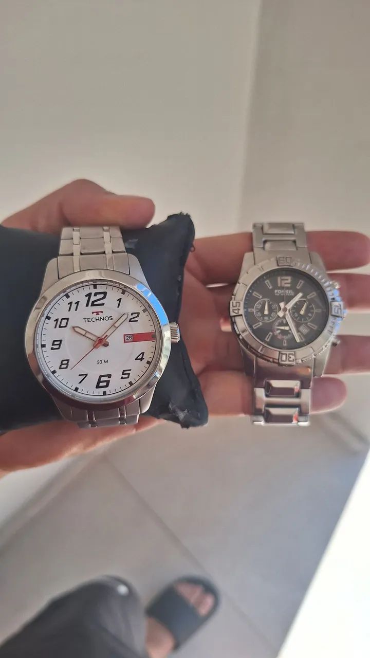 Relógio Fossil e Technos