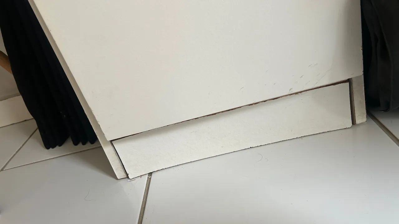 Vendo, penteadeira com algumas marcas de uso.  - Foto 2