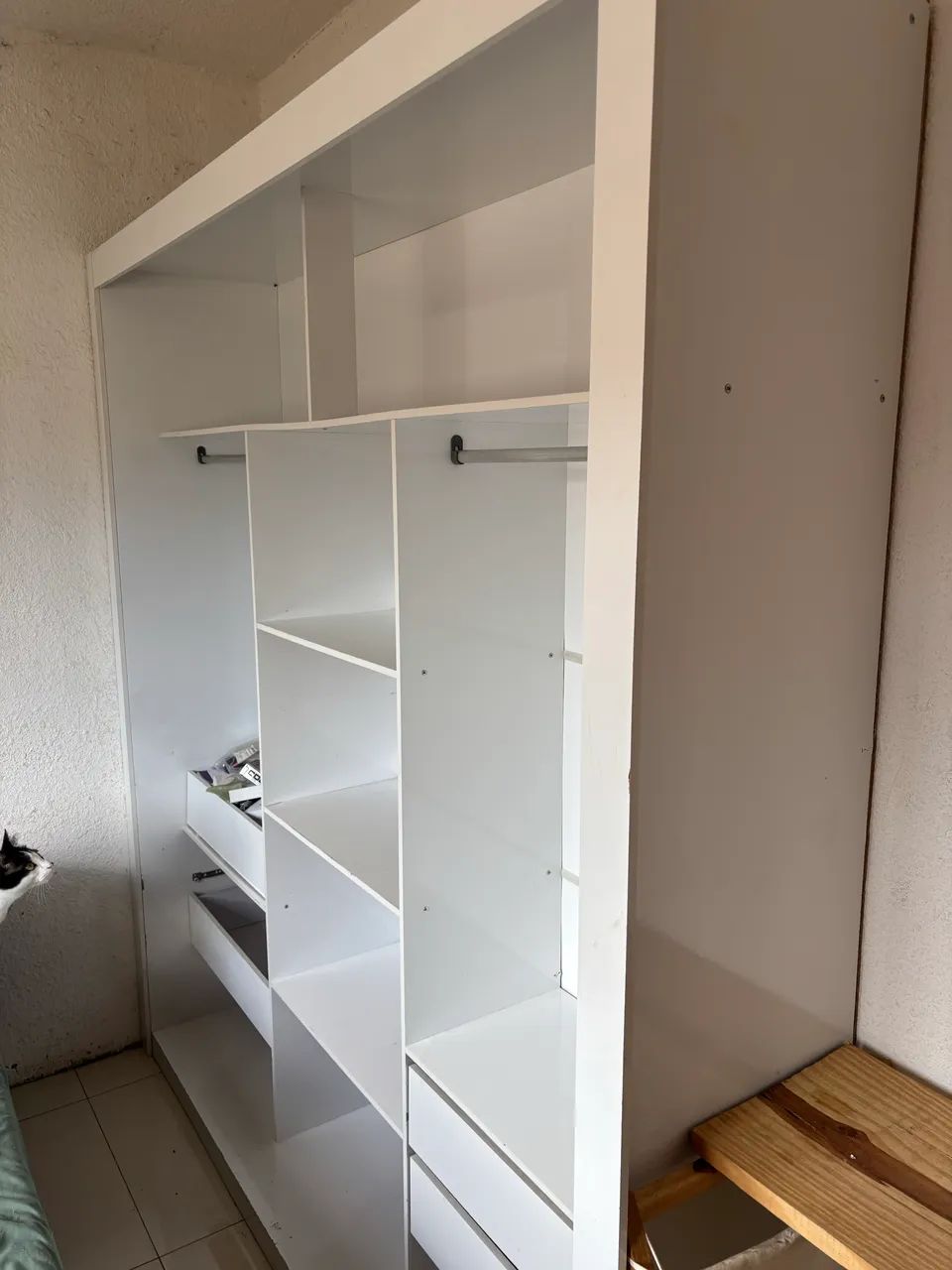 Guarda roupa tipo closset 