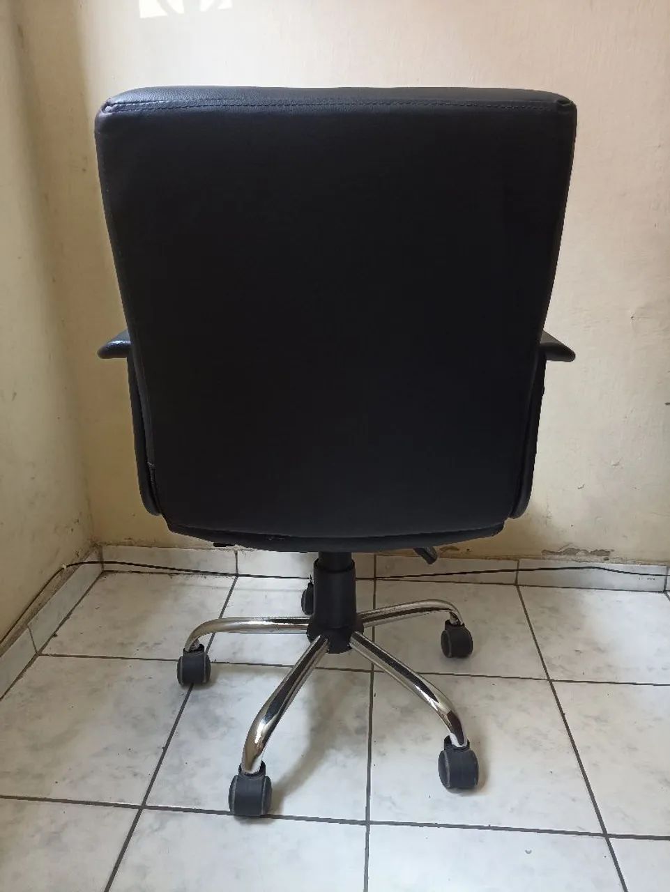 Cadeira de escritório  - Foto 4