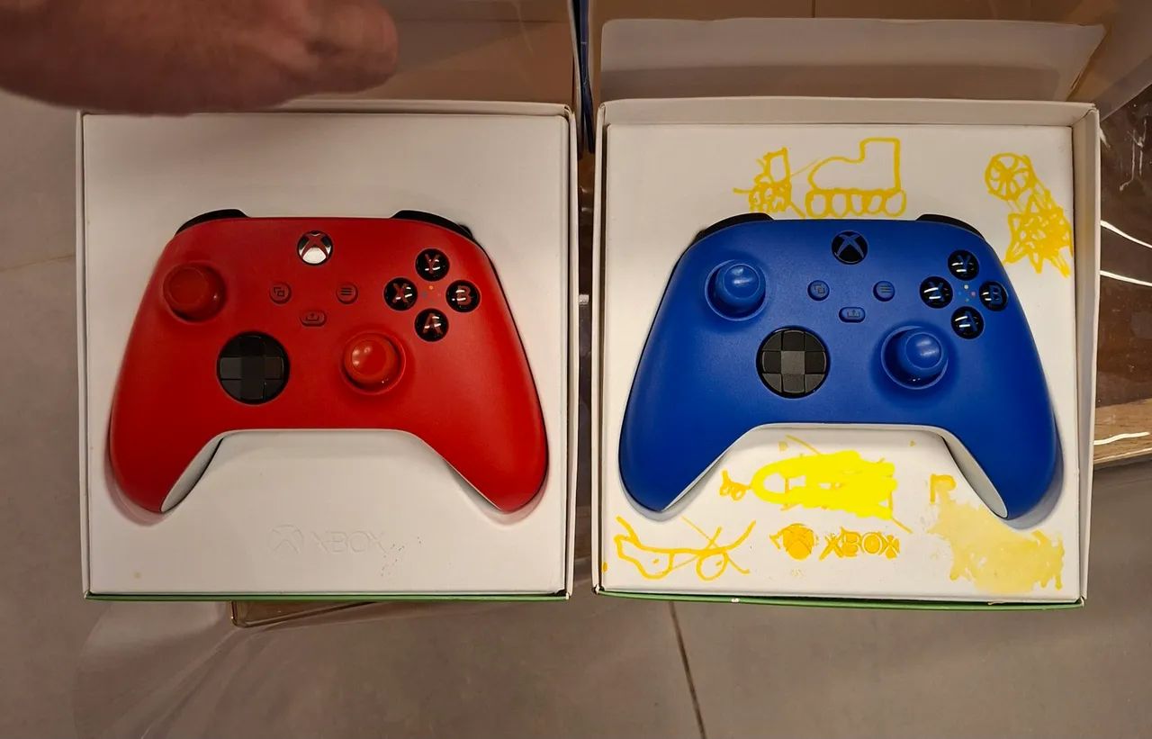 Controle Xbox original (pulse red ou shock blue)) - Foto 2