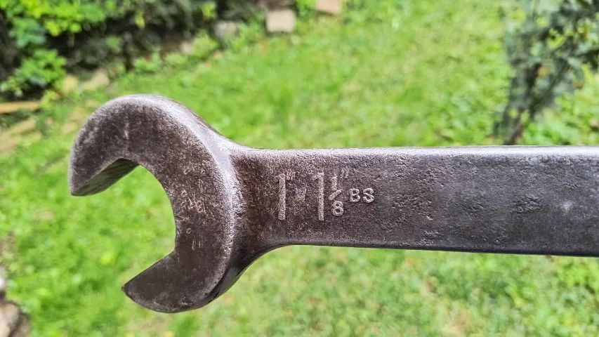Chave de boca Industrial Antiga Snail Made in England 1 1/8 BS Vintage - Foto 4