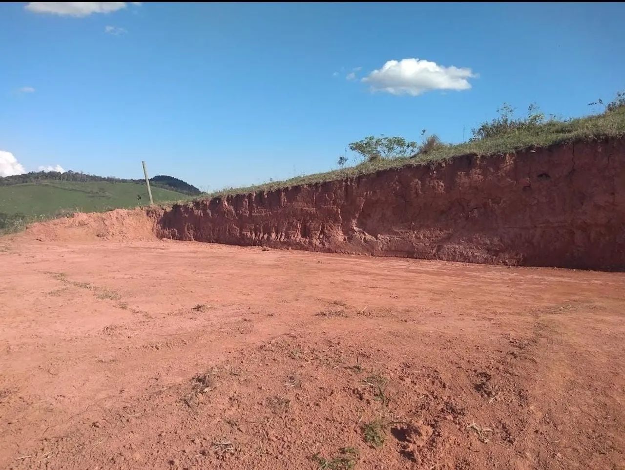 Foto - Bom Jesus dos Perdões - Sítio Santa Fé