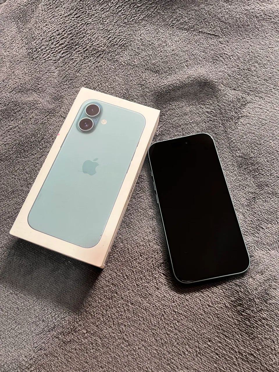 iPhone 16 com apenas 5 meses de uso - Foto 2