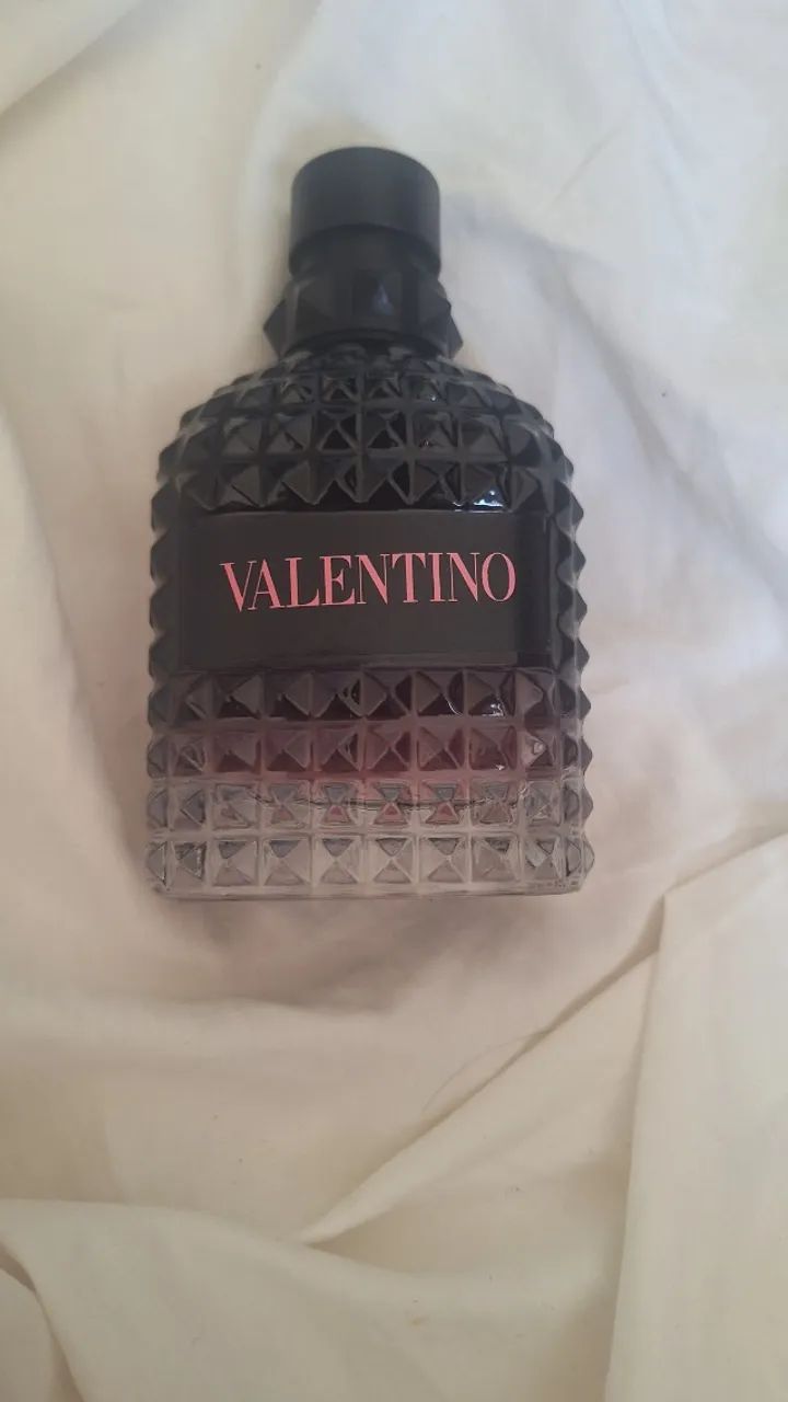 Valentino Uomo Born In Roma Intense