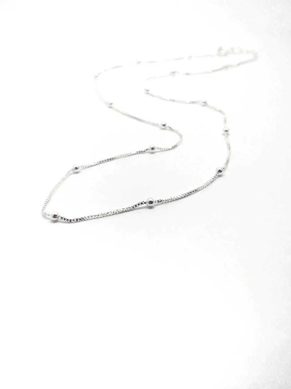 Colar choker veneziana com bolinhas banhado a prata - Foto 2