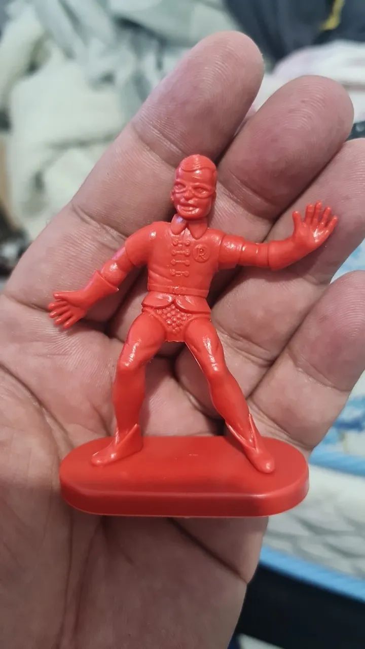 Bonecos DC Super Heroes com 5 Figuras 7cm Gulliver Estrela - Foto 3