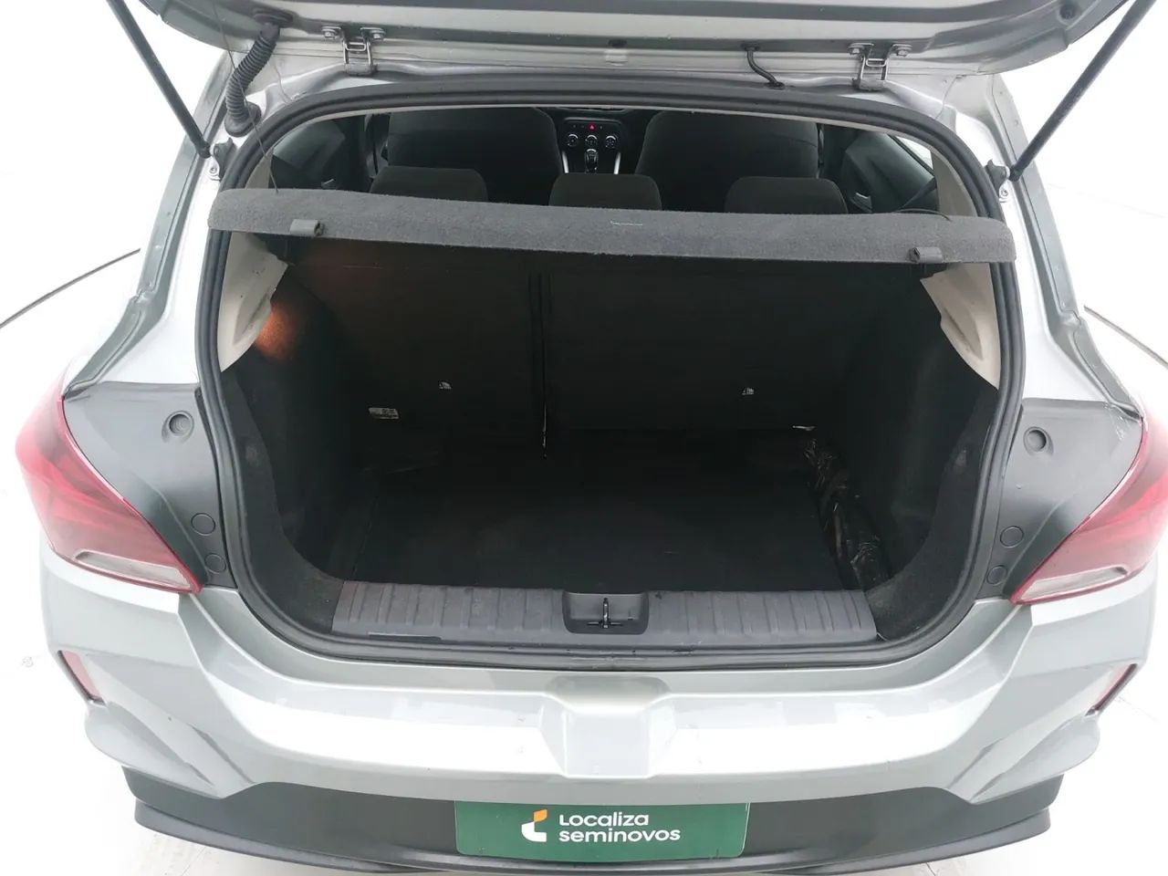 Chevrolet Onix Hatch 1.0 12V Flex Mec. 4P, foto 9 de 18