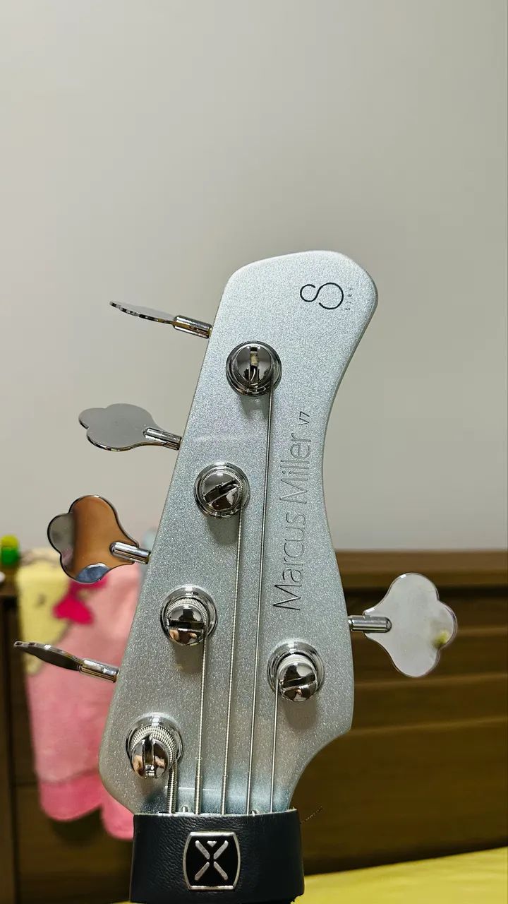 Baixo v7 Marcus miller 5 cordas  - Foto 2