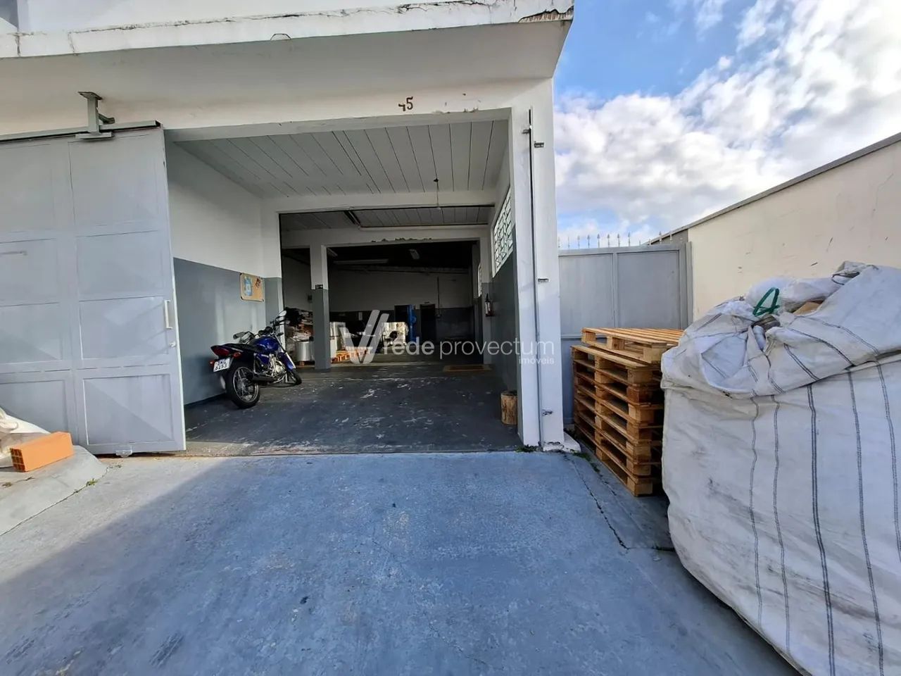 Galpão Comercial à Venda em Vinhedo - Foto 2