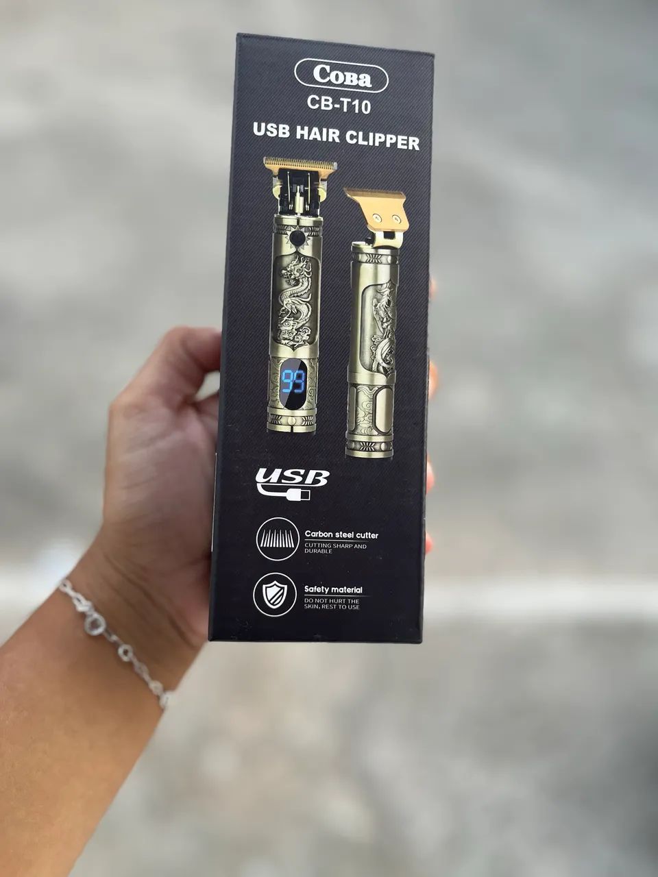 Máquina de cortar cabelo e barba - ENTREGA A DOMICÍLIO 