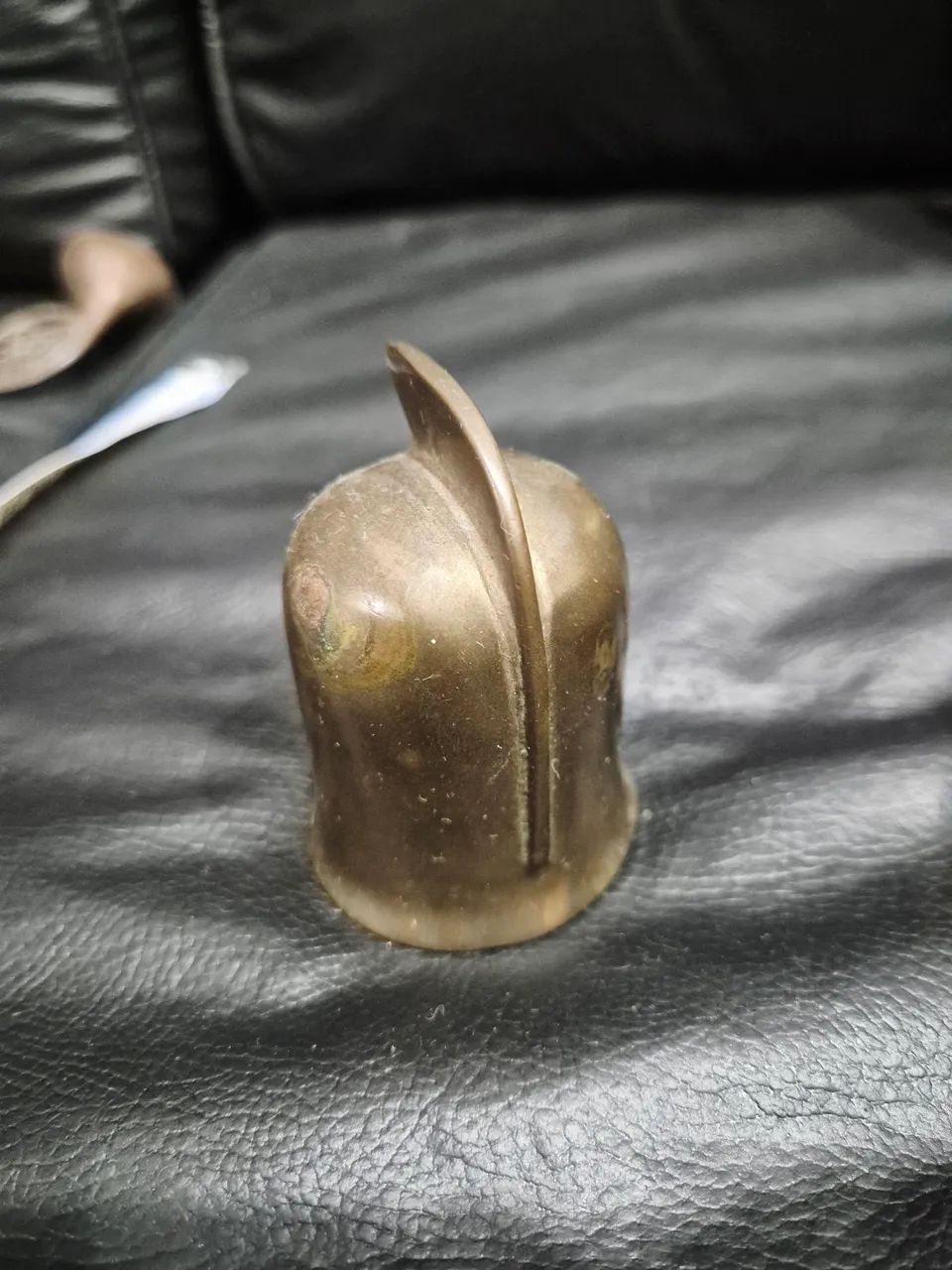 Abridor de Garrafas Vintage Elmo Gladiador em metal maciço - Foto 2