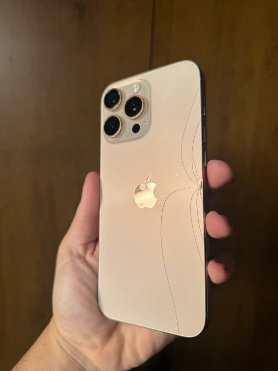 iPhone 16 PRO MAX - Foto 2