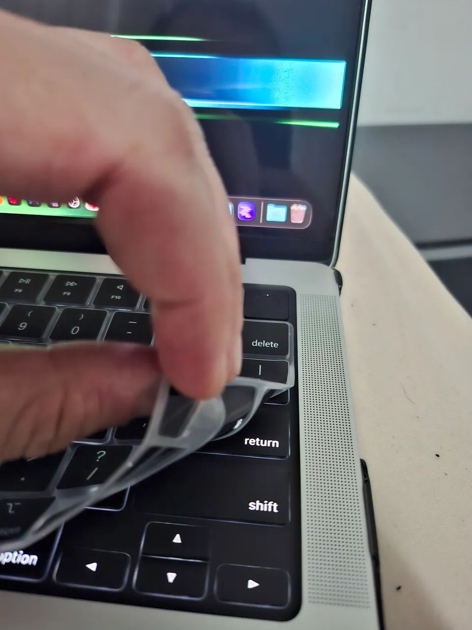 Macbook Pro m5 24GB Ram e 1TB ssd. - Foto 4