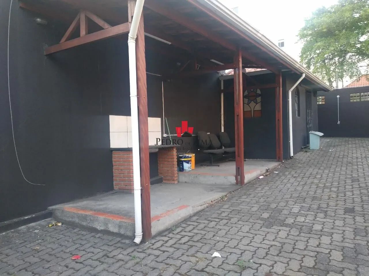 Casa Comercial com sala, Banheiro e Lavanderia e 4 Vagas na Penha - Foto 5