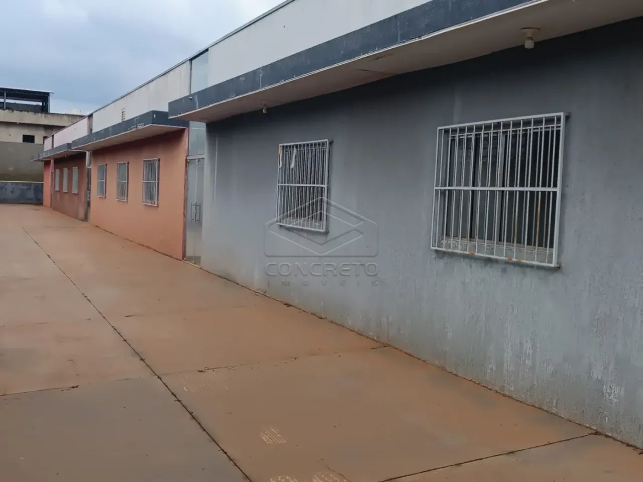 4 salões comerciais com refeitório e cozinha - Arealva - Foto 3