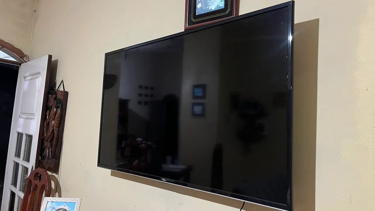 Vendo tv TCL 50 polegadas - Foto 3
