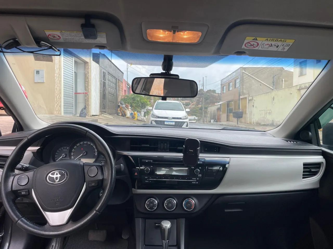 Toyota Corolla GLI 1.8 Flex 16V Aut. 2017 - Foto 9
