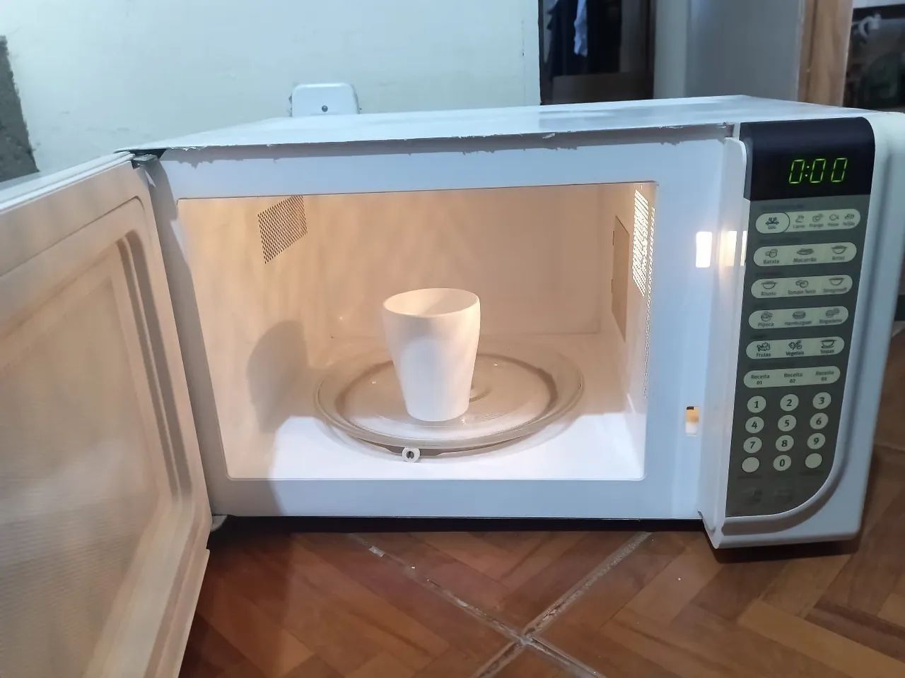 Microondas Electrolux 30L - Foto 3
