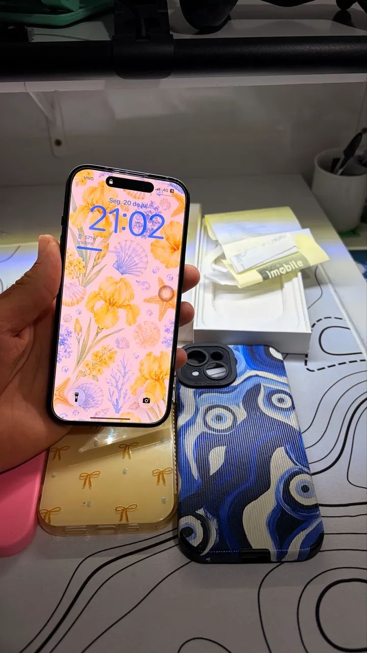 Iphone 15 em perfeito estado