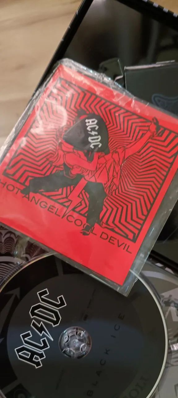 Cds AC/DC , Aerosmith , UFO - Foto 5