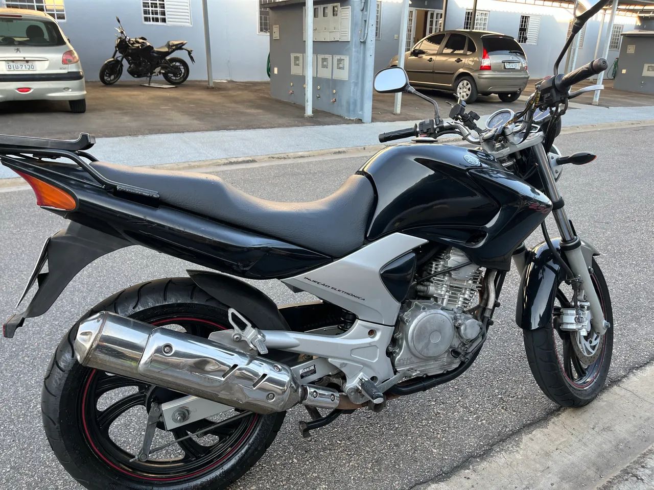 Fazer 250  - Foto 2